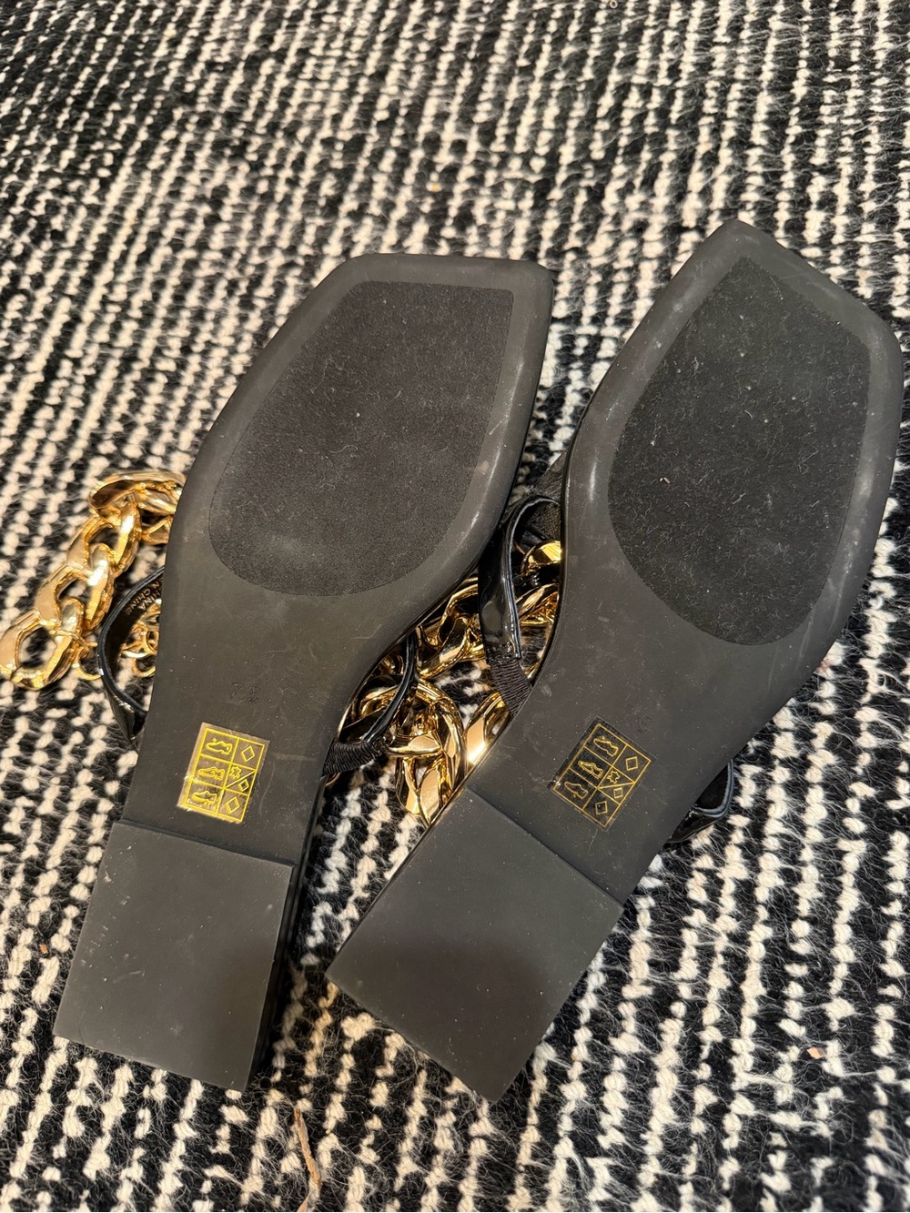 Jeffrey Campbell Ring on it Sandal with Gold Chain & Large Crystal - Picture 5 of 5